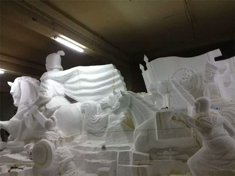 泡沫雕塑